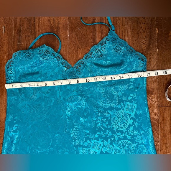 VTG Victoria’s Secret Aqua Slip - Picture 3 of 9